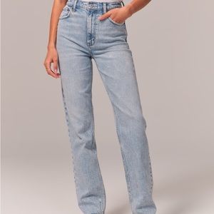 Abercrombie 90s Straight Ultra High Rise Jeans